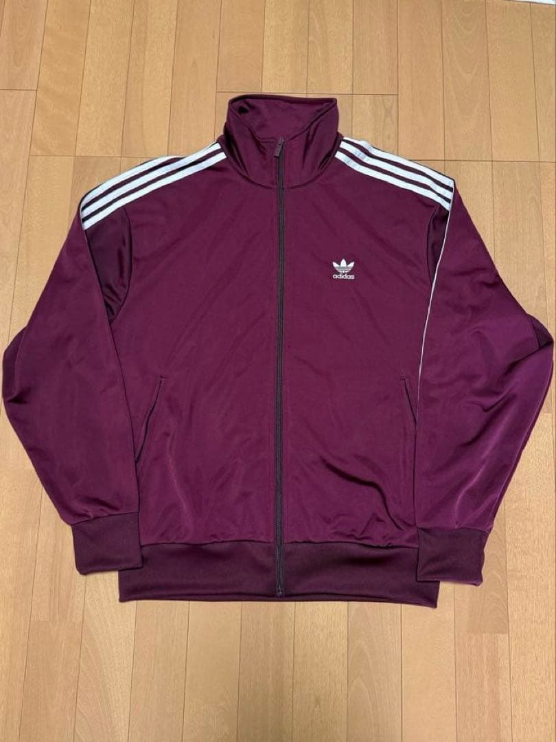 adidasトラックジャケット　ボルドー