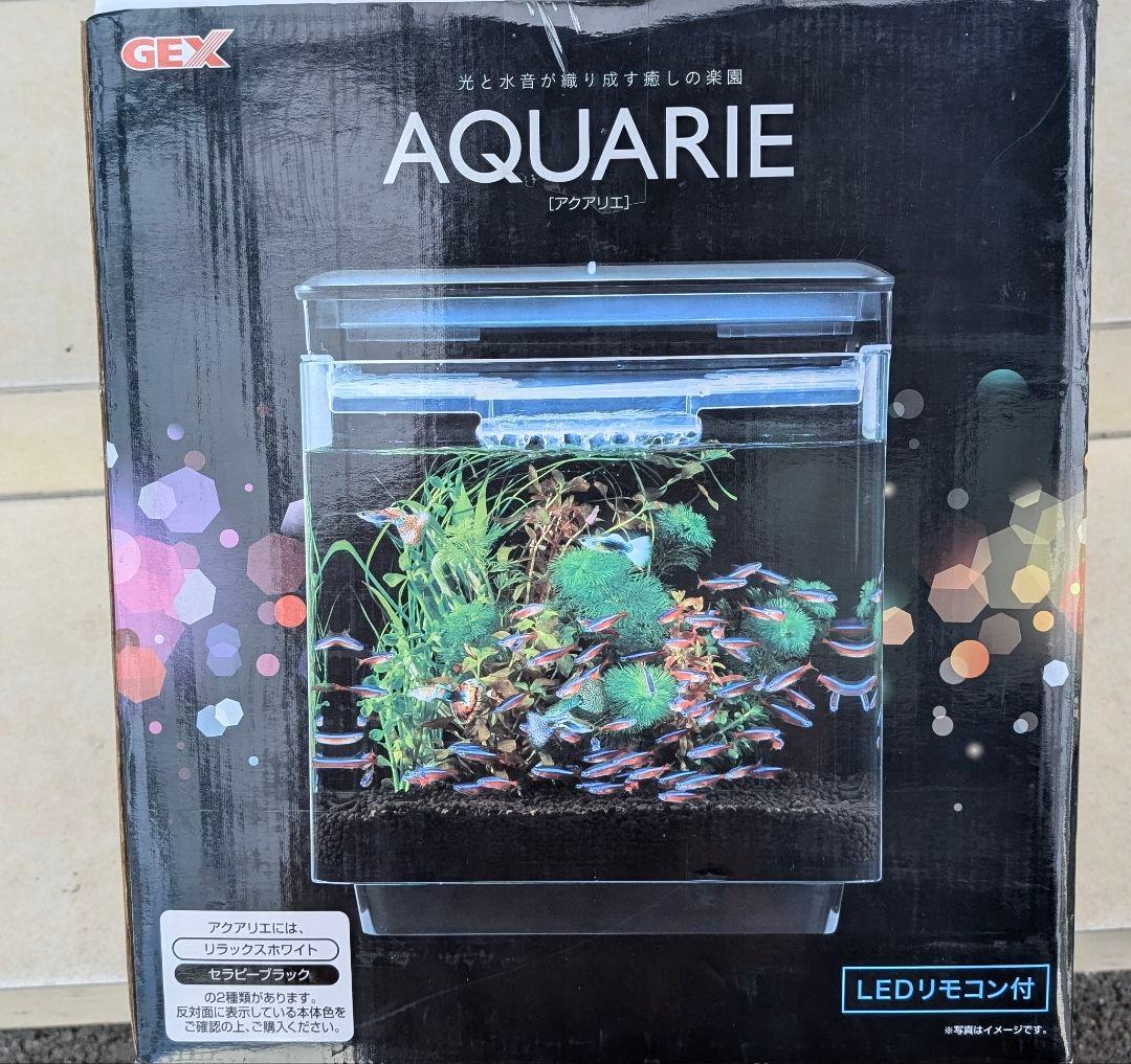 シ*ゴ様 最終値下げ！ GEX AQUARIE LEDリモコン付き小型水槽