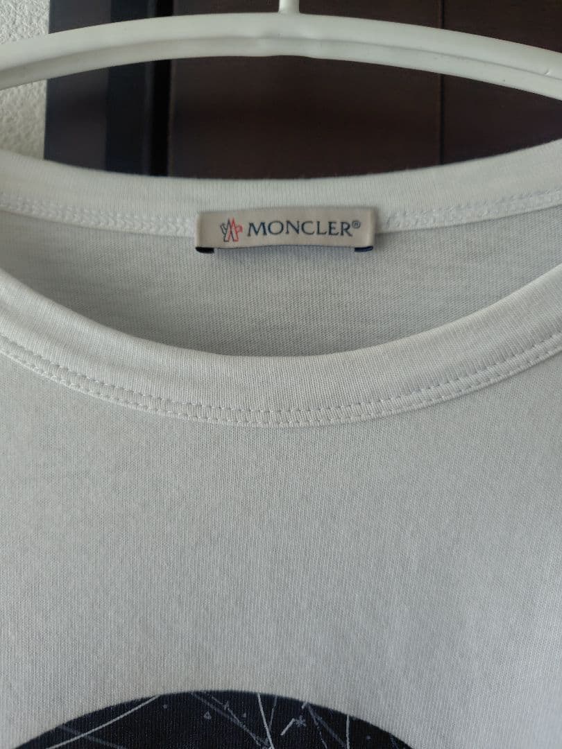 最終値下げ。MONCLER モンクレール 宇宙柄プリント長袖カットソー美品
