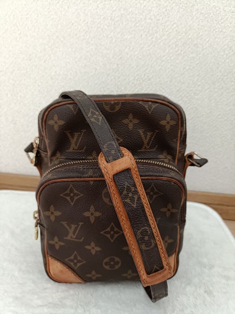 LOUISVUITTON　モノグラム　アマゾン