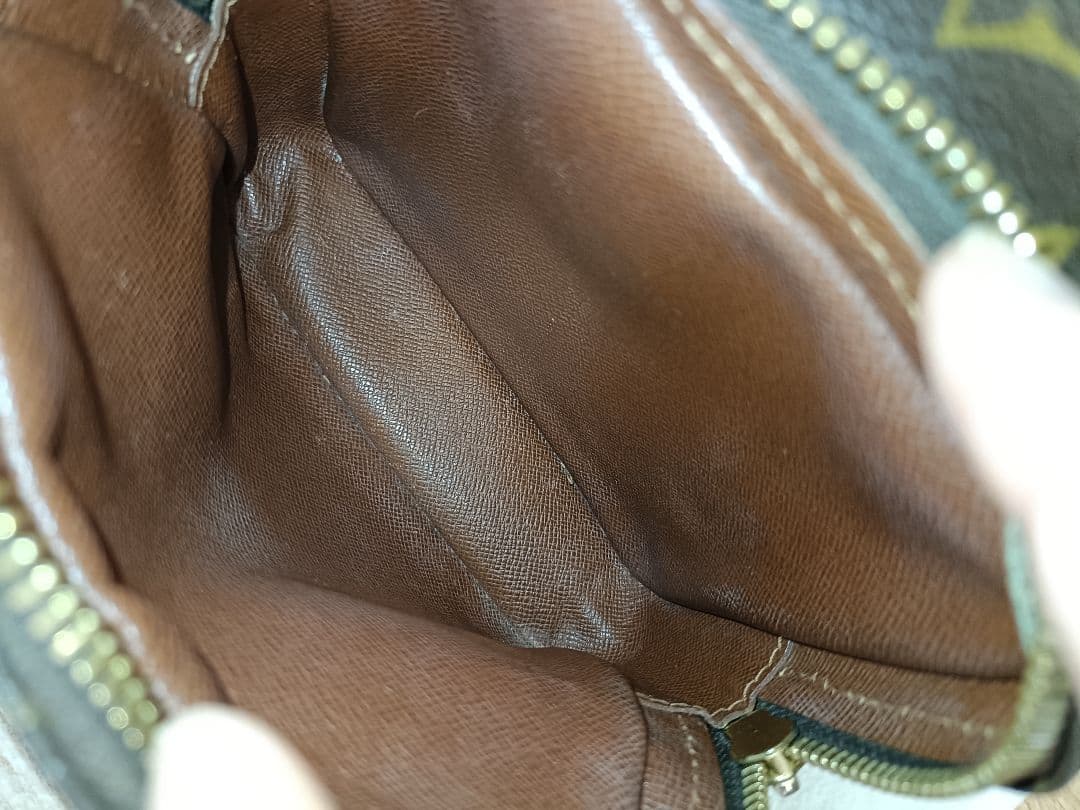 LOUISVUITTON　モノグラム　アマゾン