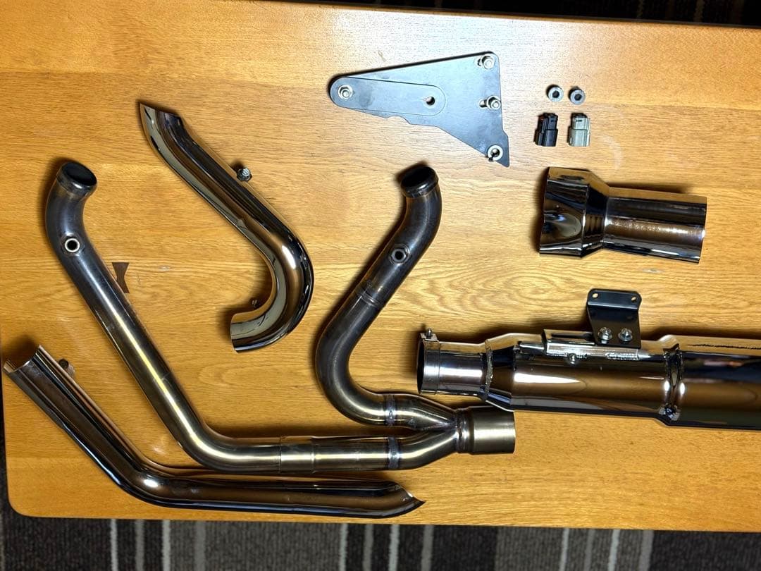 モーターステージ　ベビーバズーカフルエキゾーストマフラー2018年以降ソフテイル