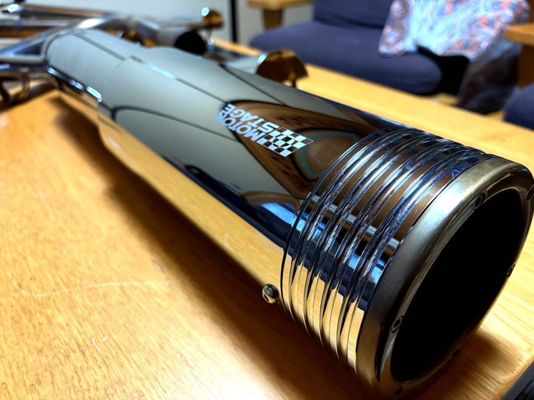 モーターステージ　ベビーバズーカフルエキゾーストマフラー2018年以降ソフテイル