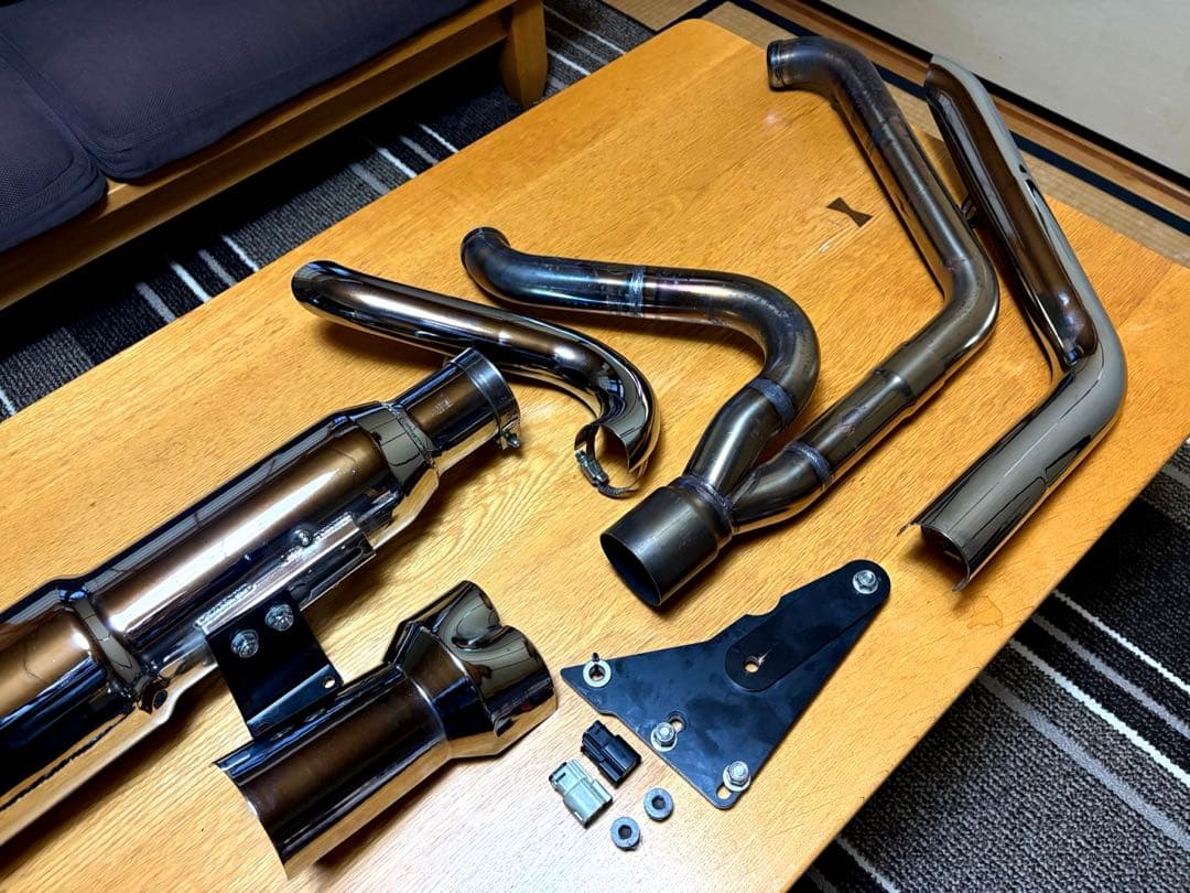 モーターステージ　ベビーバズーカフルエキゾーストマフラー2018年以降ソフテイル