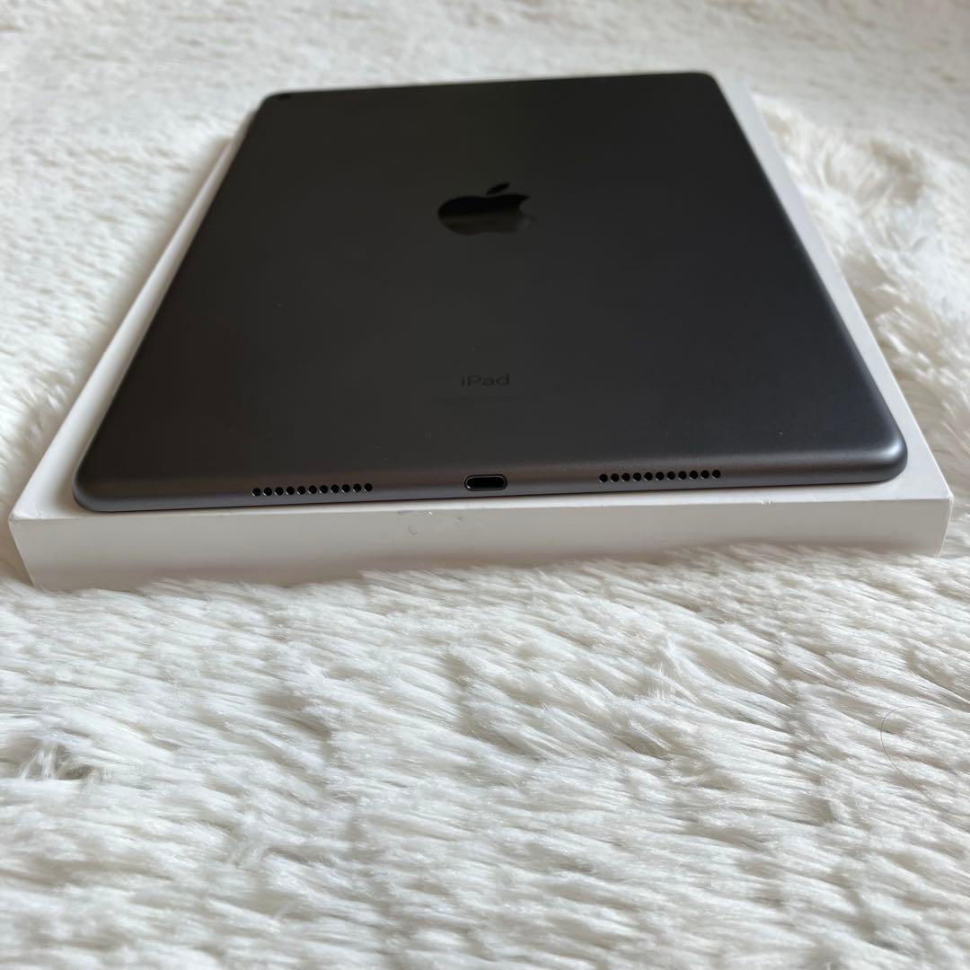 【完動品】iPad Air3 256GB SIMフリー 【すぐ発送】 【付属品】