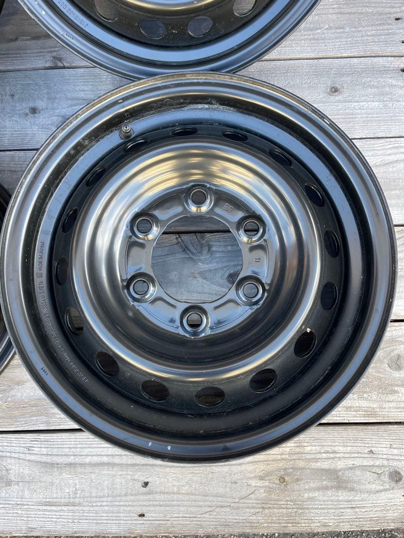 E26 キャラバン NV350 純正スチールホイール 1台分　②