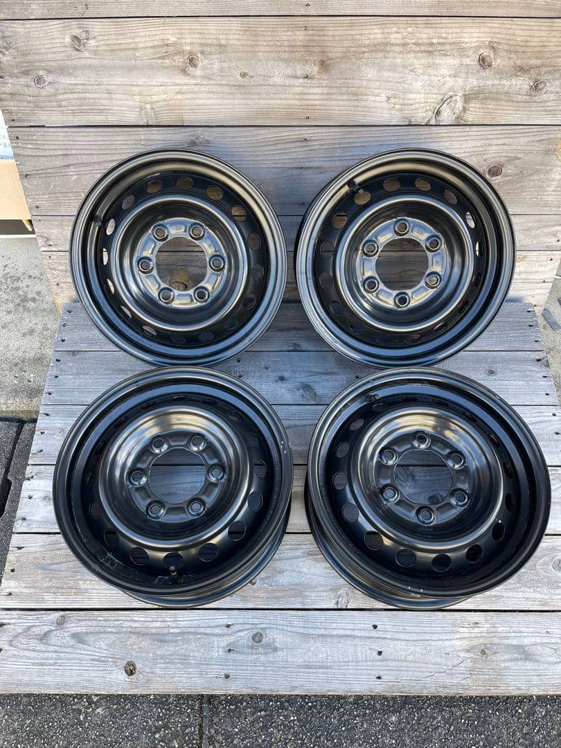 E26 キャラバン NV350 純正スチールホイール 1台分　②