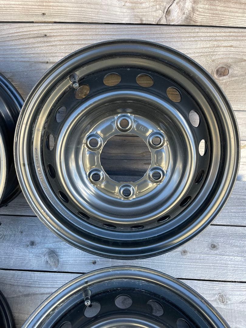 E26 キャラバン NV350 純正スチールホイール 1台分　②