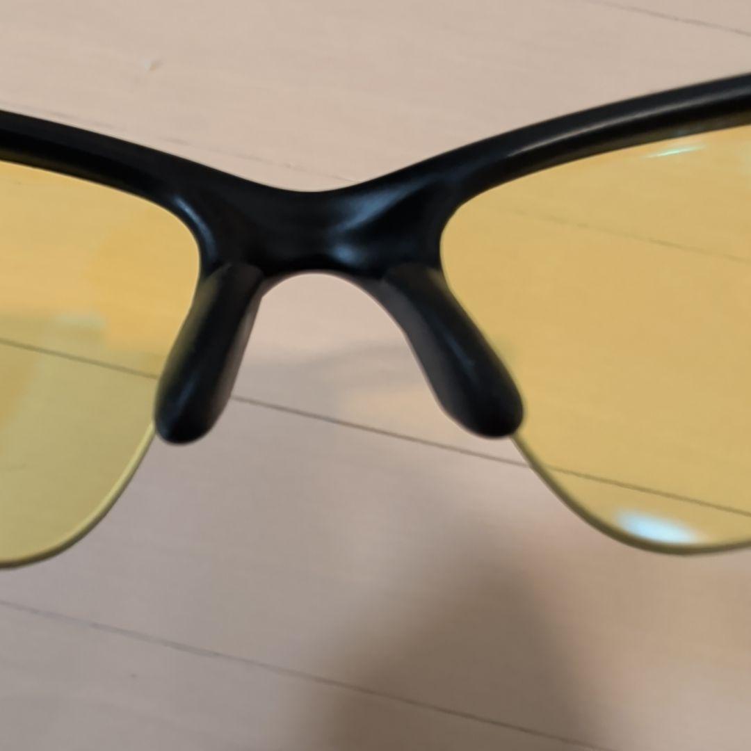 お値下げ　Oakley スポーツサングラス ブラックフレーム イエローレンズ