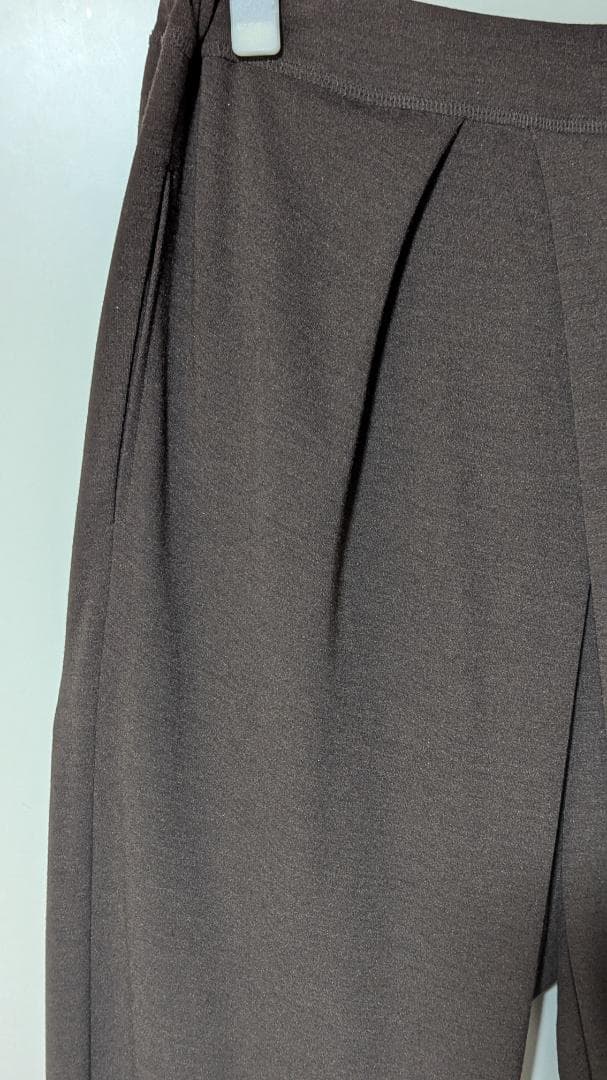 ヨーガンレール　ほぼ未使用　毛絹　テーパードパンツ　ババグーリ