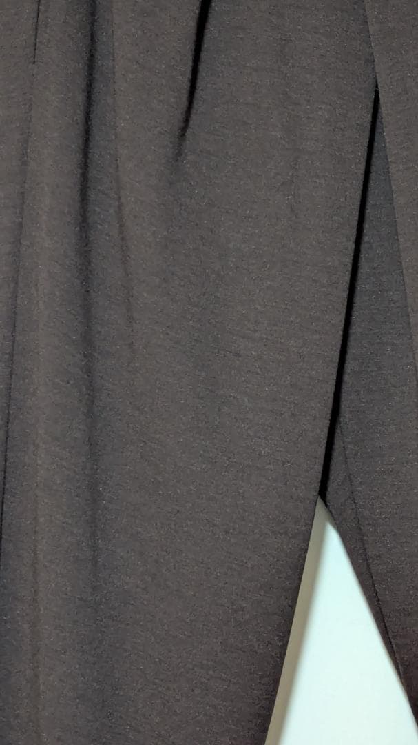 ヨーガンレール　ほぼ未使用　毛絹　テーパードパンツ　ババグーリ