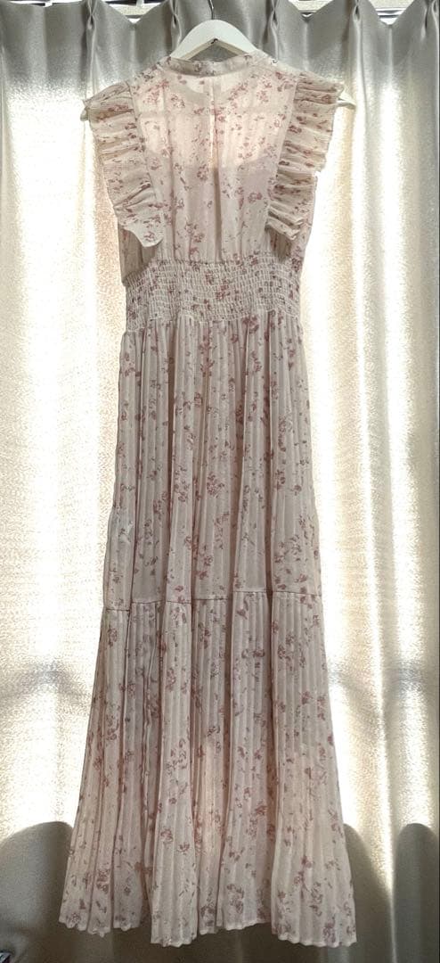 SNIDEL 　フリルワンピース　ピンク