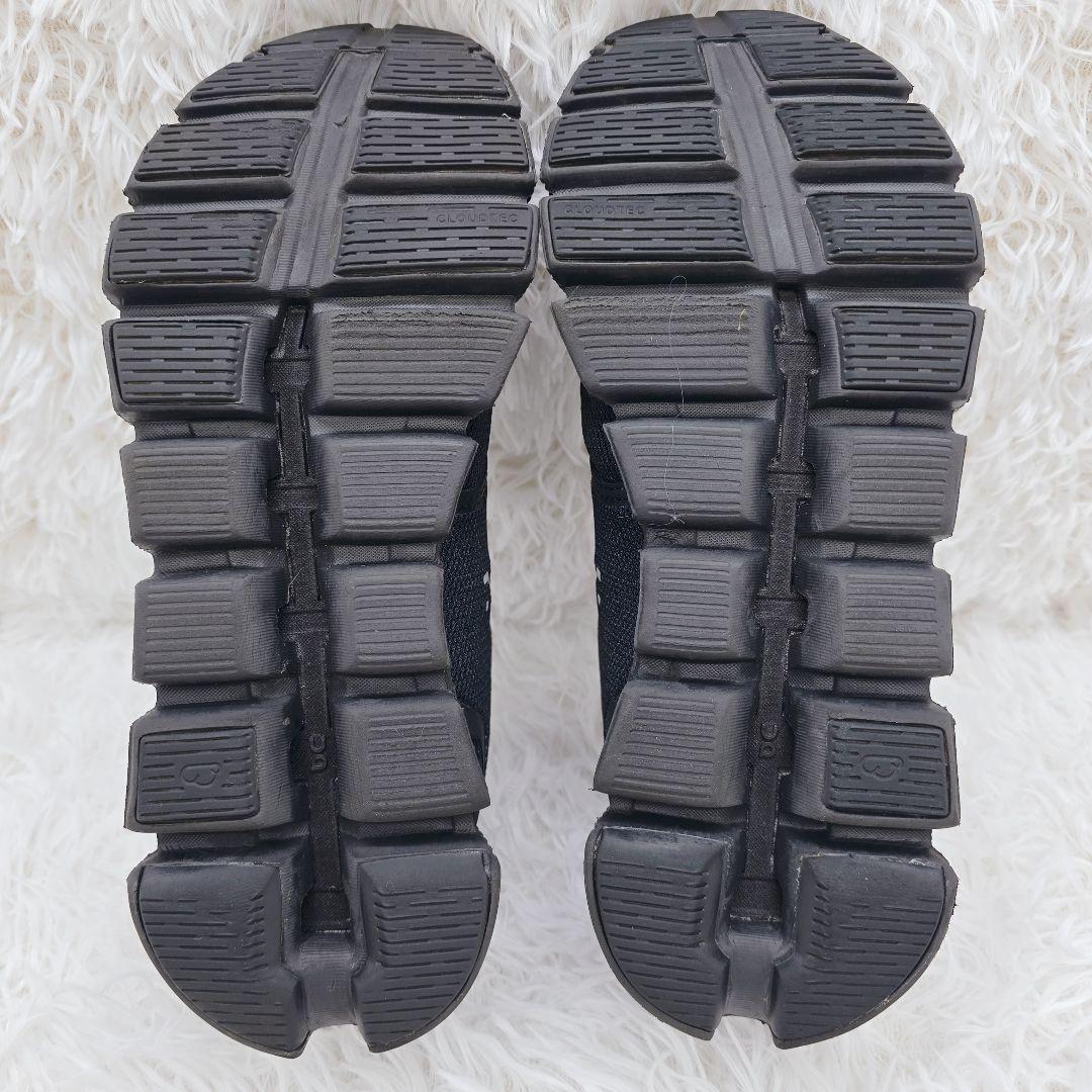 ✨未使用級✨On オン Cloud6 クラウド6 スニーカー 黒 24cm