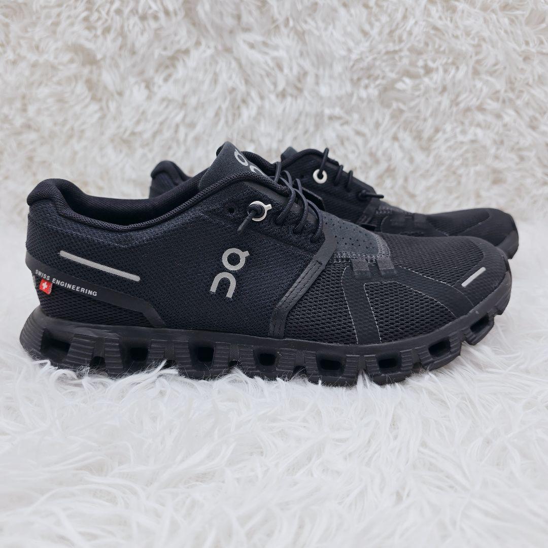 ✨未使用級✨On オン Cloud6 クラウド6 スニーカー 黒 24cm