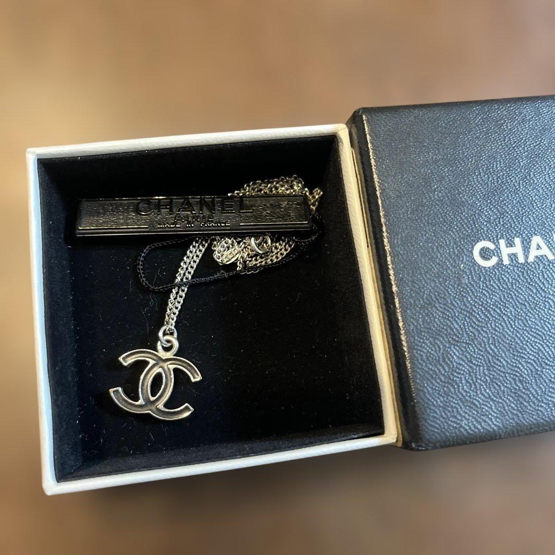 CHANEL シルバーネックレス♡