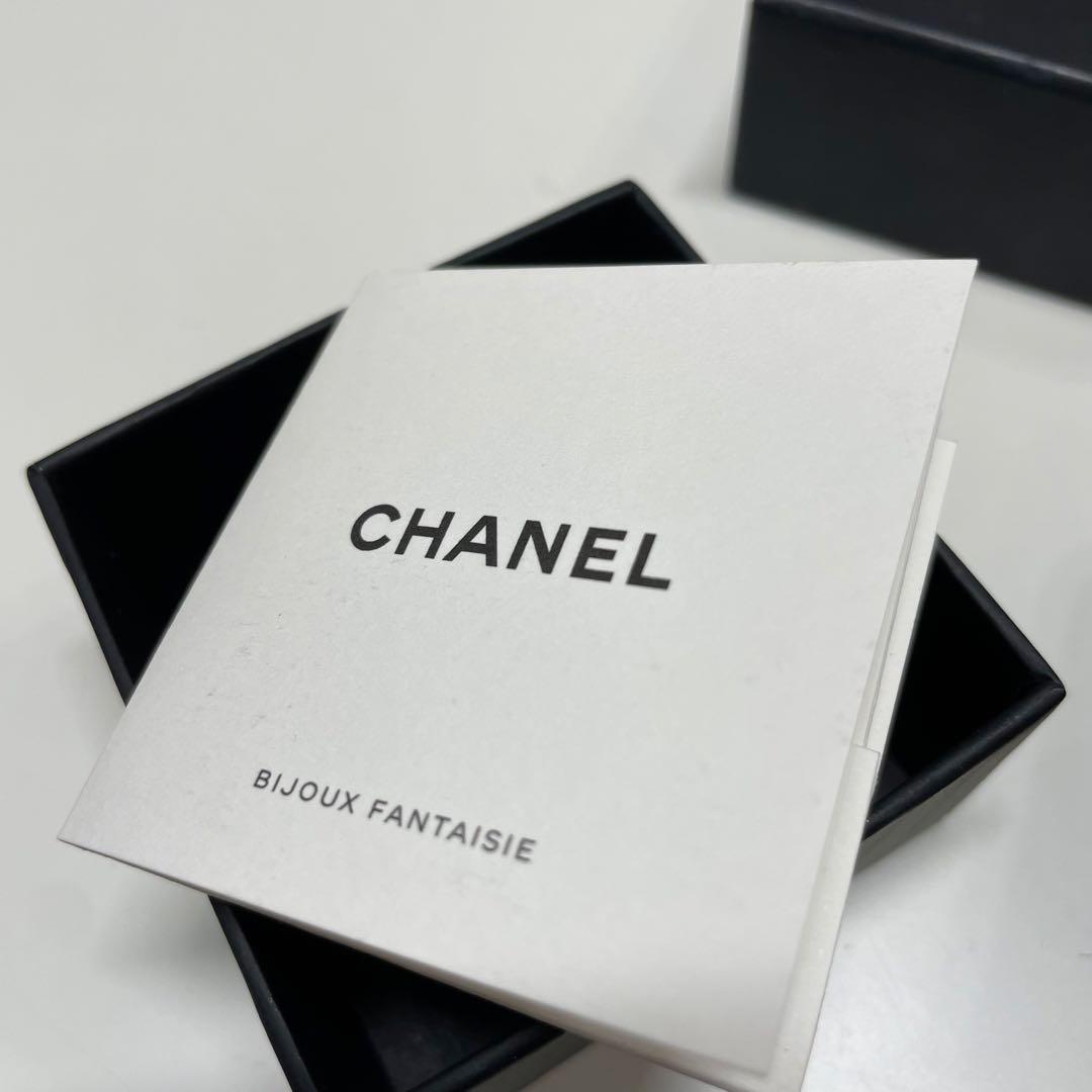な*み様 CHANEL ココマークロゴ クリスタルスタッドピアス