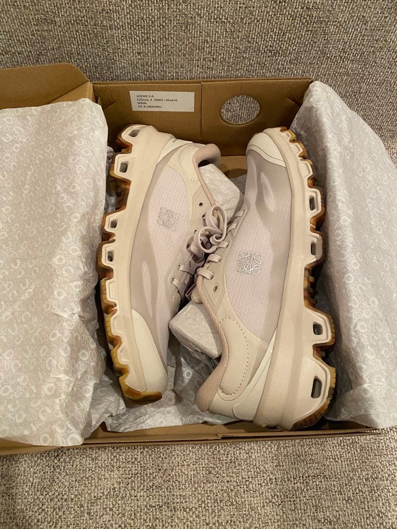 LOEWE ×On★クラウドベンチャー 2.0★シューズ