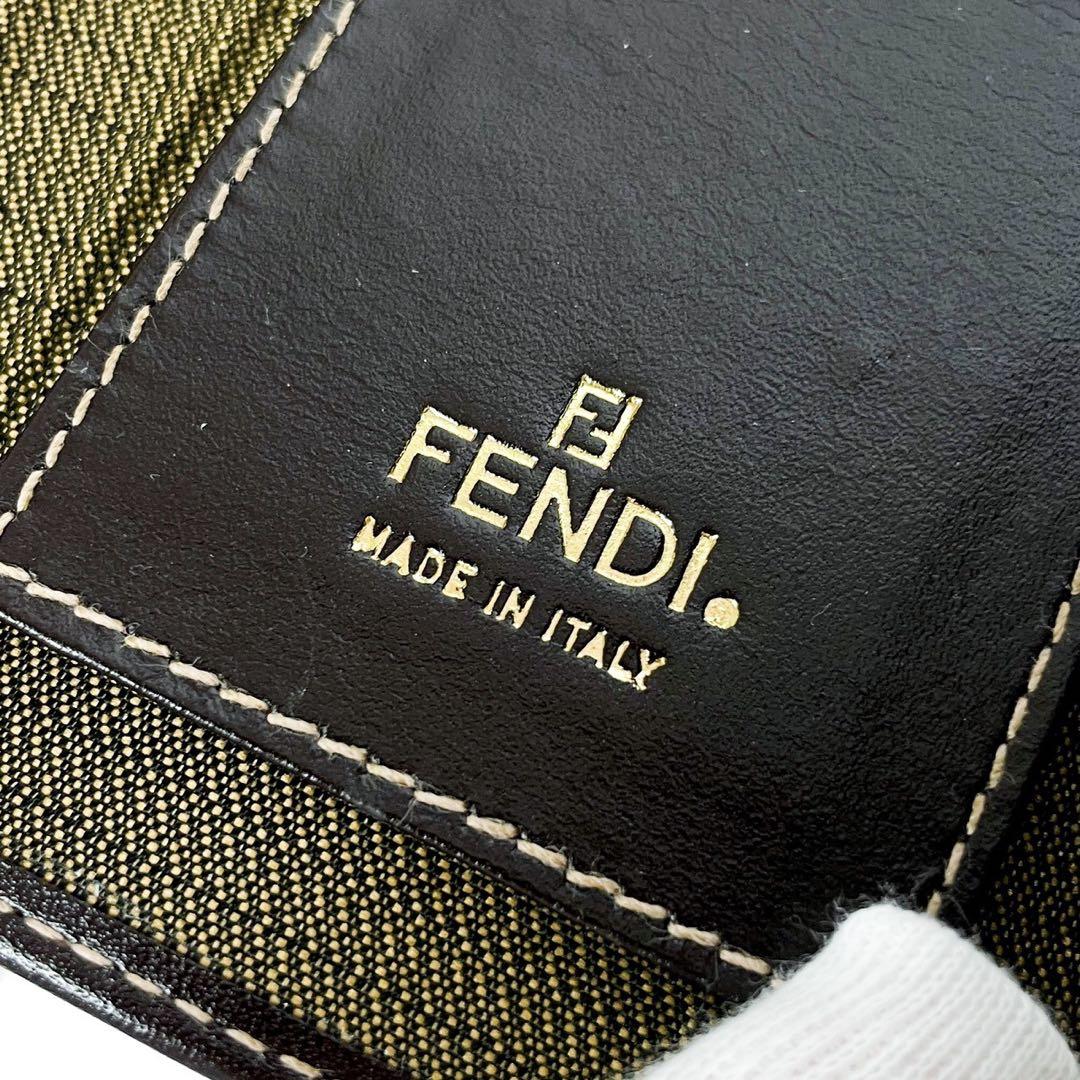 【美品】 フェンディ キーケース ズッカ キャンバス　レザー 6連 箱付