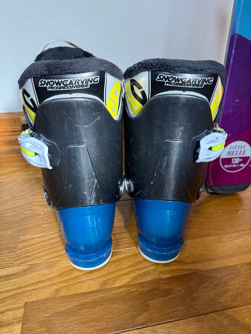 ノルディカ　130 スキー板と　ブーツ22.0 他