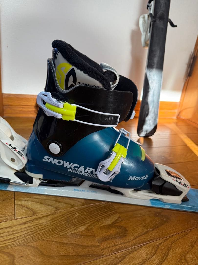 ノルディカ　130 スキー板と　ブーツ22.0 他