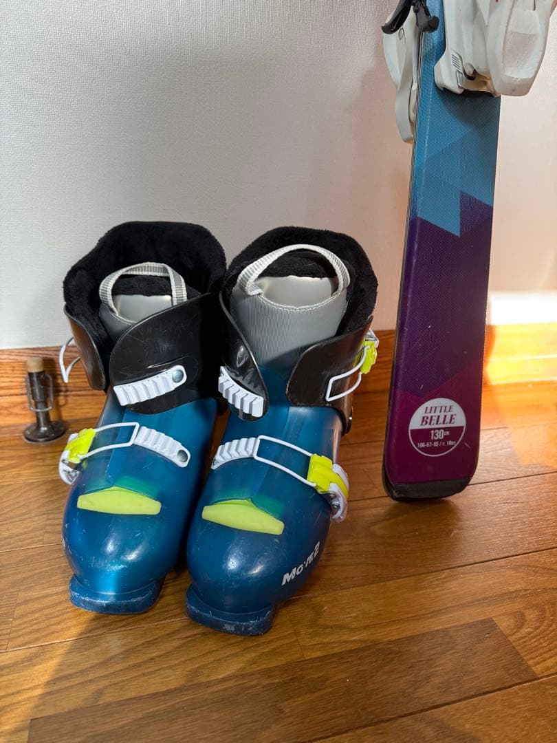 ノルディカ　130 スキー板と　ブーツ22.0 他