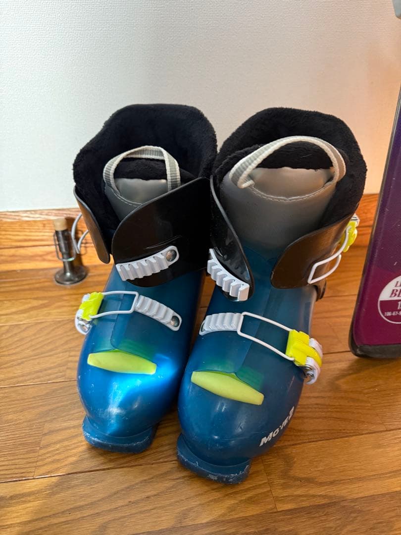 ノルディカ　130 スキー板と　ブーツ22.0 他