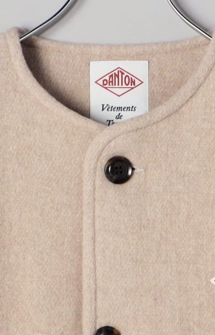 DANTON ノーカラージャケット 新品　ベージュ　36