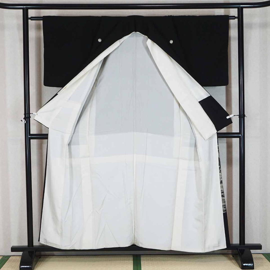 刺繍　銀　華尽くし　正絹黒留袖　フォーマル　結婚式　155cm　a737