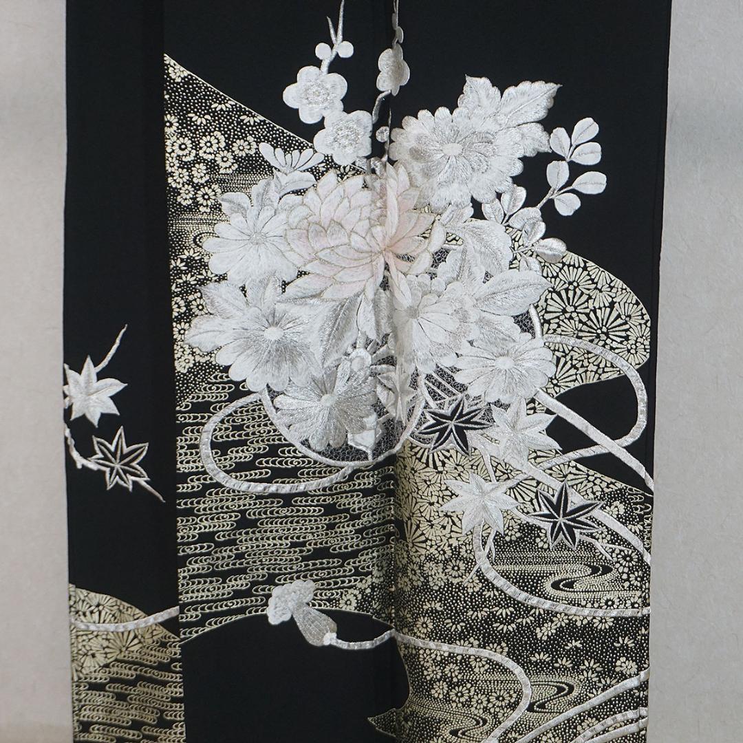 刺繍　銀　華尽くし　正絹黒留袖　フォーマル　結婚式　155cm　a737