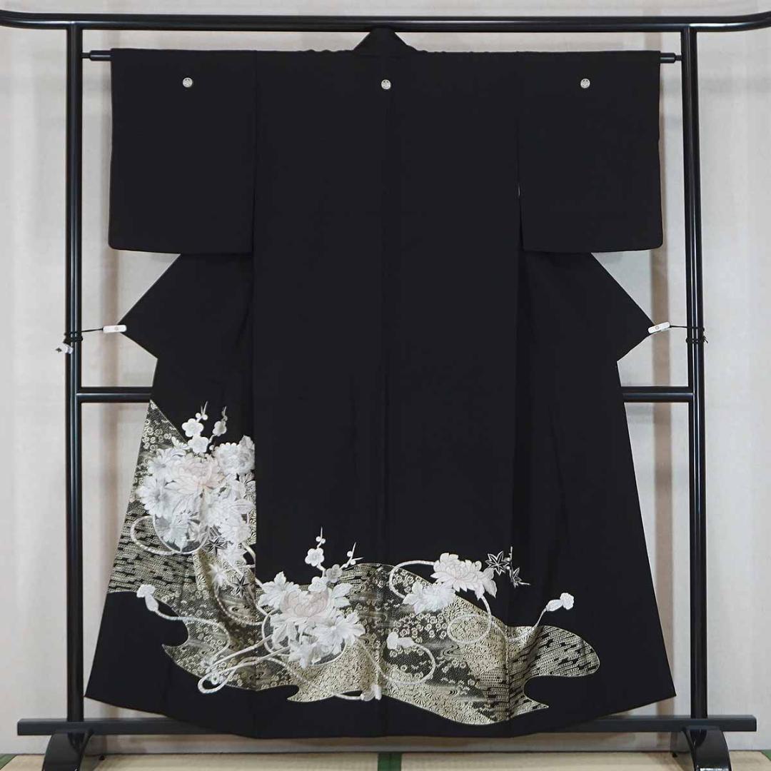 刺繍　銀　華尽くし　正絹黒留袖　フォーマル　結婚式　155cm　a737