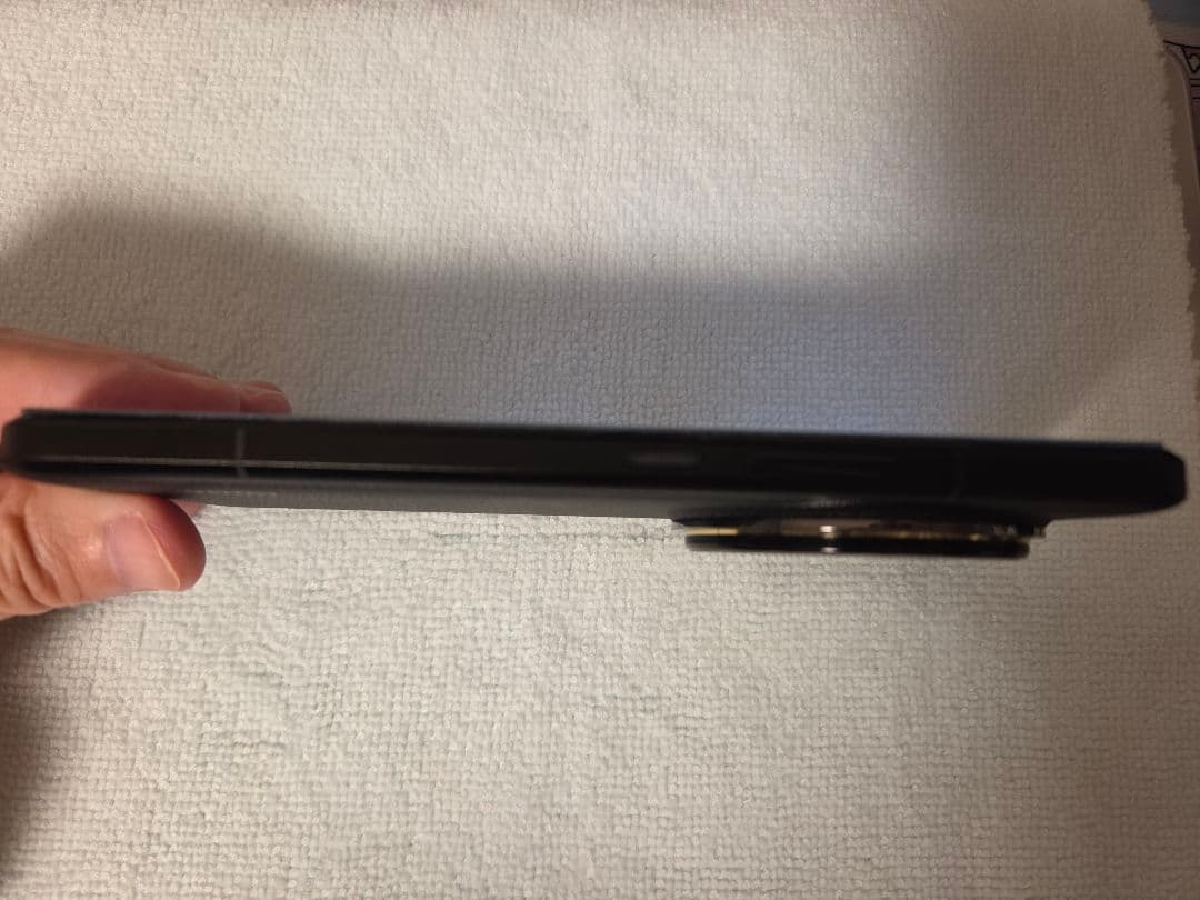 Xiaomi 14 Ultra 本体 ケース付き