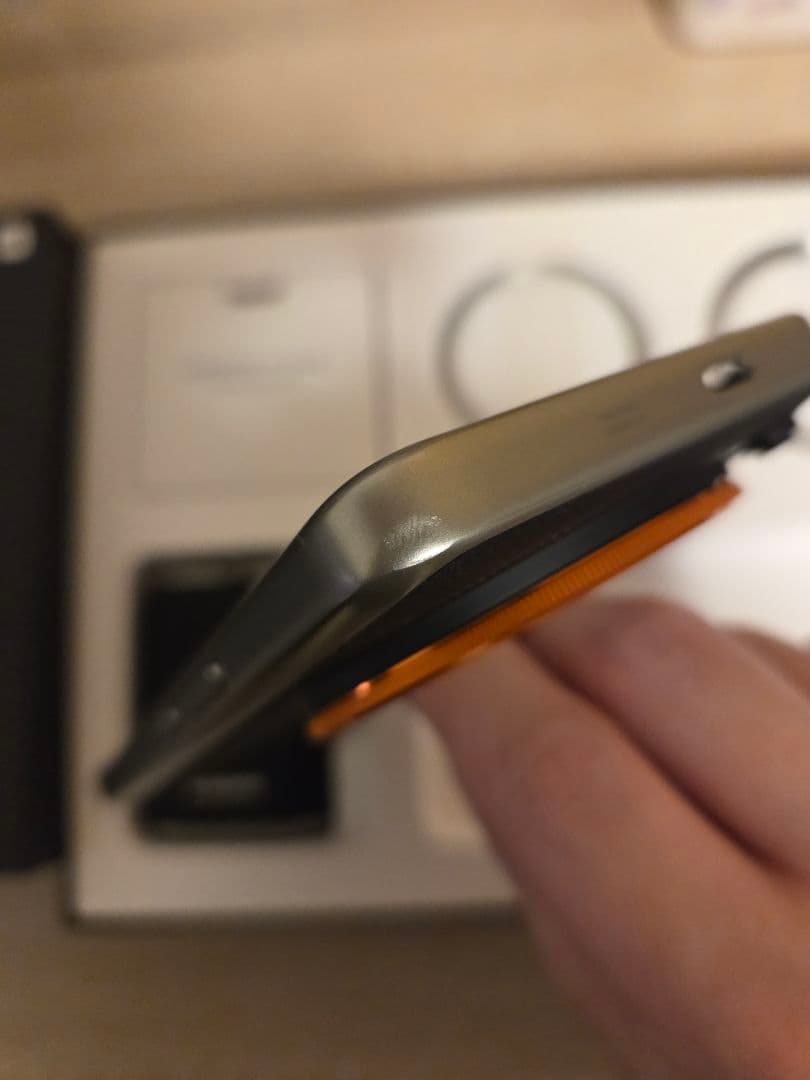 Xiaomi 14 Ultra 本体 ケース付き