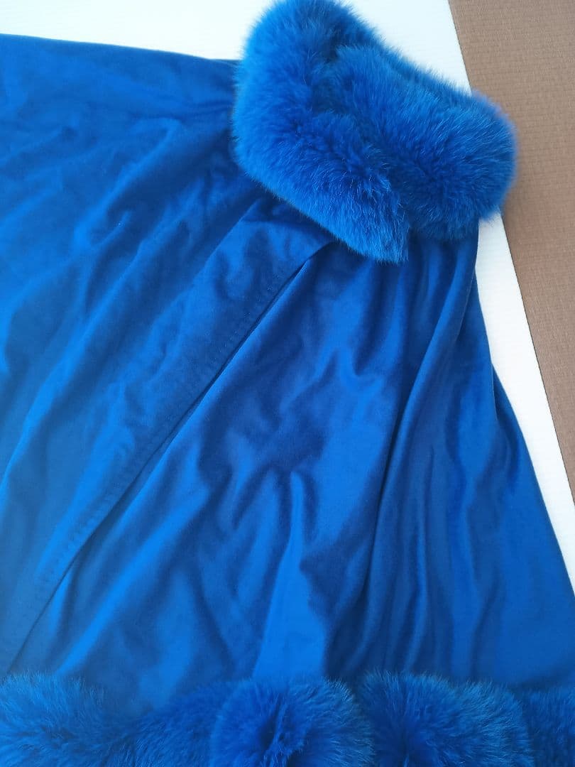 カシミヤ100%とフォックス毛皮のマント 三陽商会