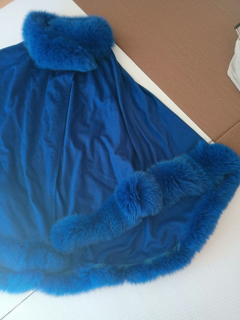 カシミヤ100%とフォックス毛皮のマント 三陽商会