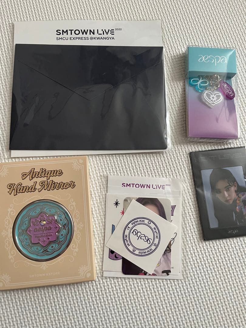 aespa　カリナ　トレカ　ホログラム　ミラー　アクリルキーリング　ARチケット