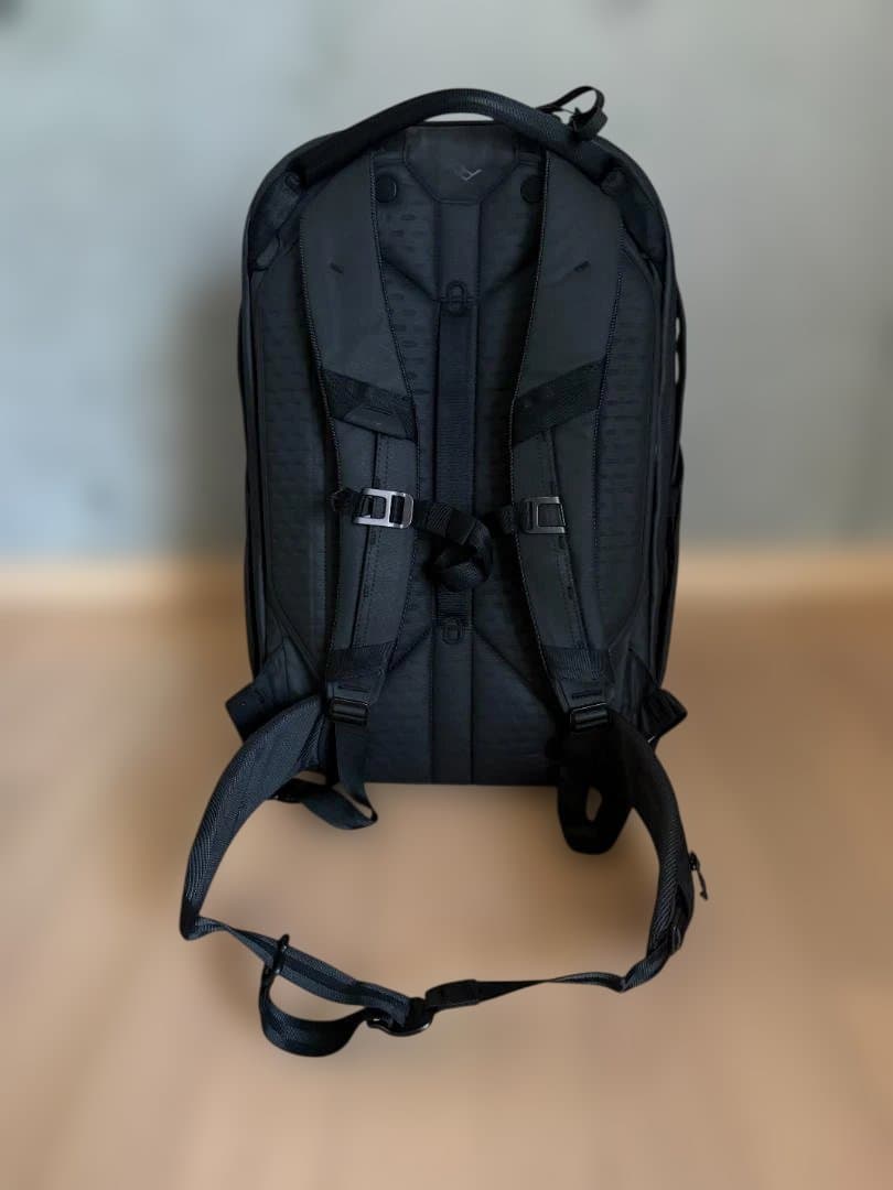 【美品】Peak Design トラベル バックパック 45L ブラック