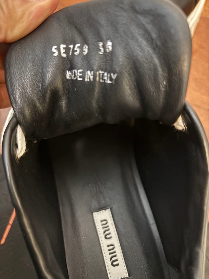 miumiu厚底スニーカー美品サイズ38