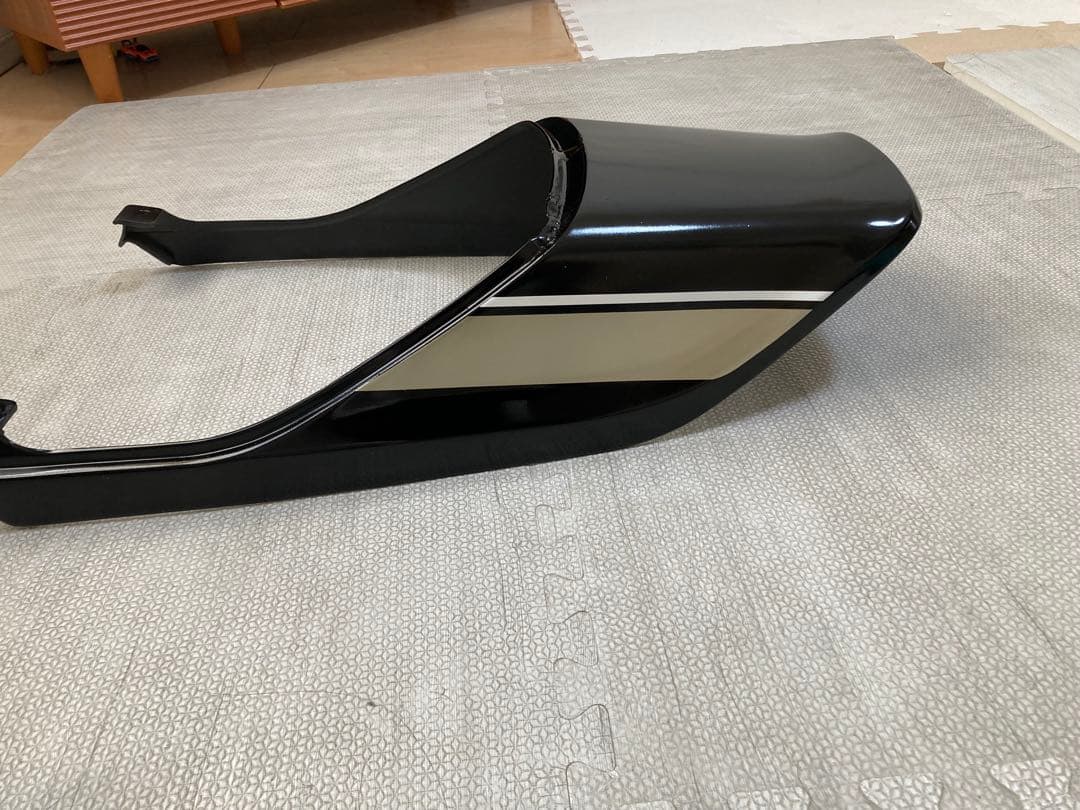 ゼファー400 テールカウル（純正ベース）