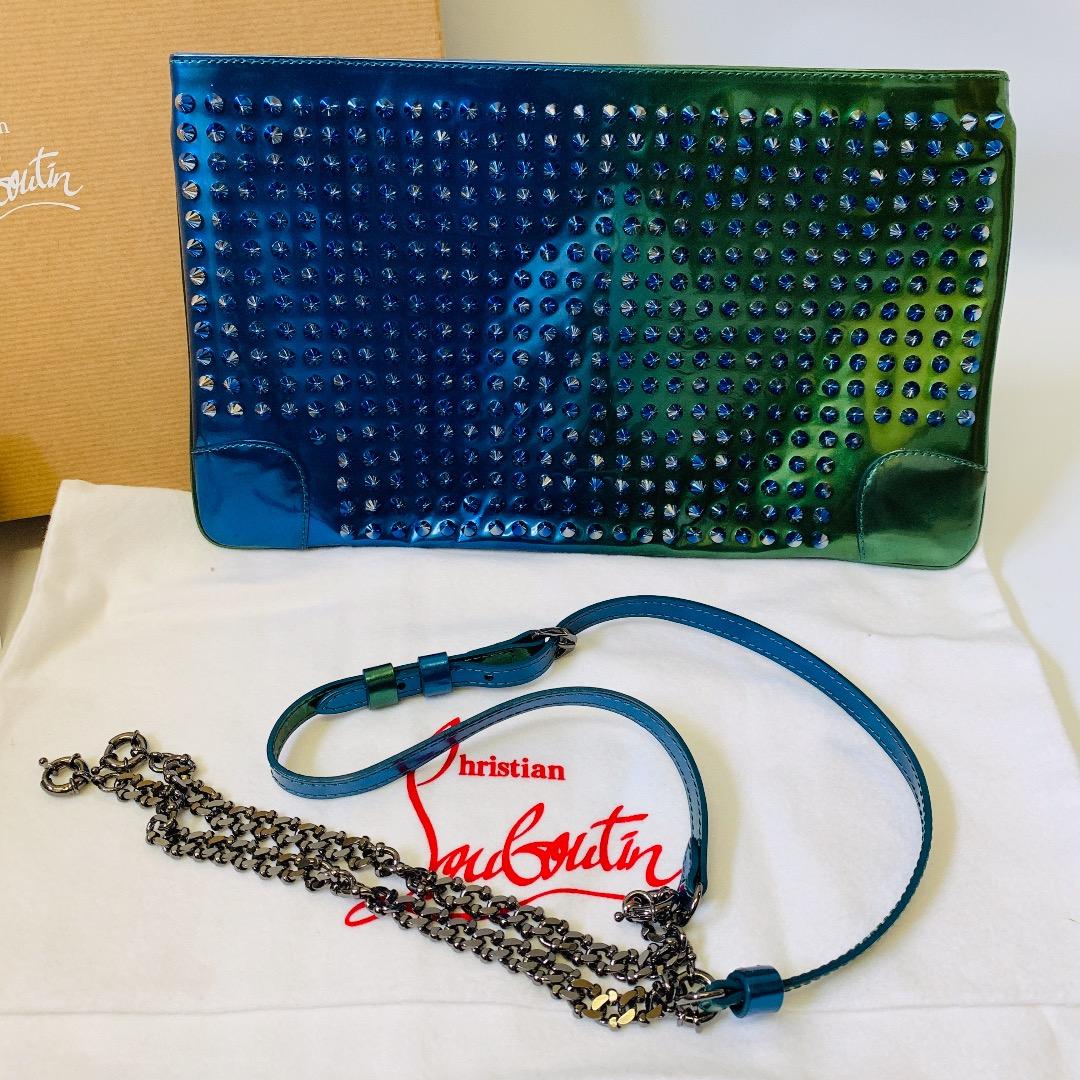 【専用】美品　クリスチャン・ルブタンルビポッシュクラッチバッグ