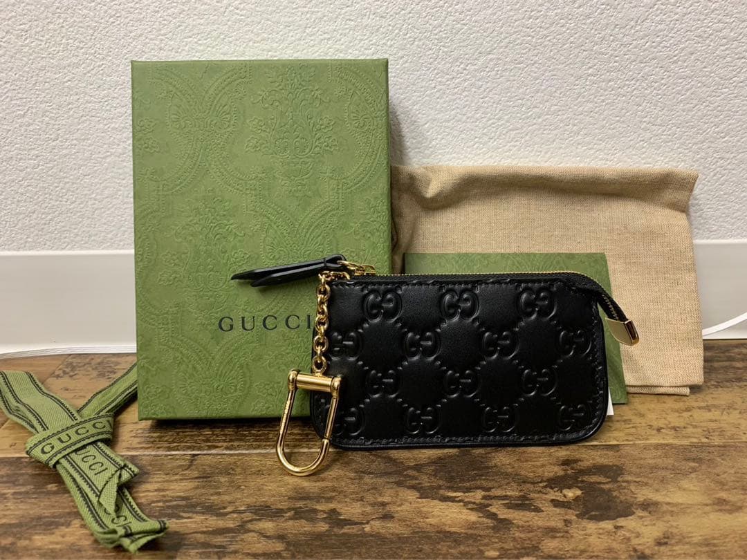 GUCCI グッチ　GG柄 ケース 小銭入れ 金具