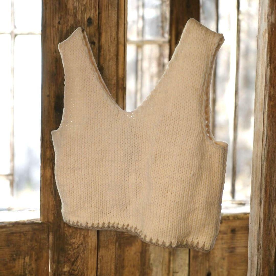 tumugu: ツムグ ローゲージ ハンドニット ベスト キナリ ウール100%