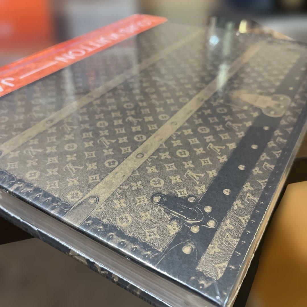 LOUIS VUITTON - JAPAN アートブック　日本語版　ルイヴィトン