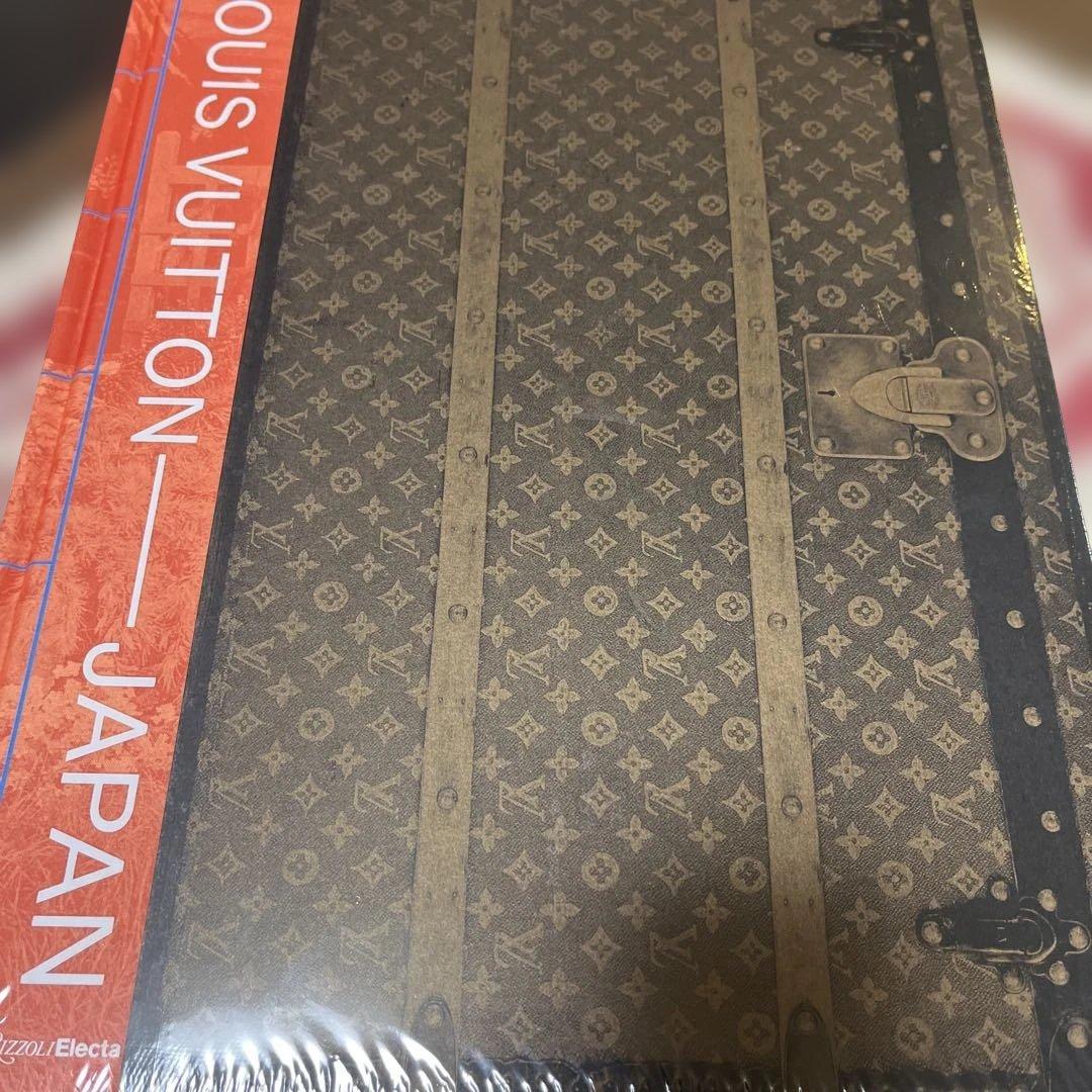 LOUIS VUITTON - JAPAN アートブック　日本語版　ルイヴィトン