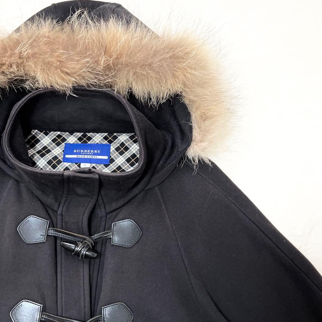 バーバリーブルーレーベル✨️ダッフル　ポンチョ　ケープコート　ラクーンファー　38