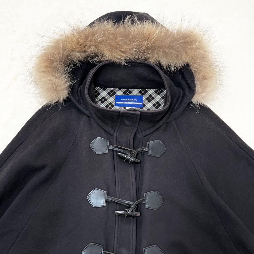 バーバリーブルーレーベル✨️ダッフル　ポンチョ　ケープコート　ラクーンファー　38