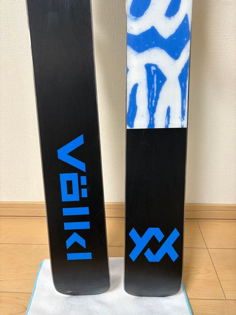 【値下げ】フォルクル VOLKL REVOLT95 スキーセット スクワイア11