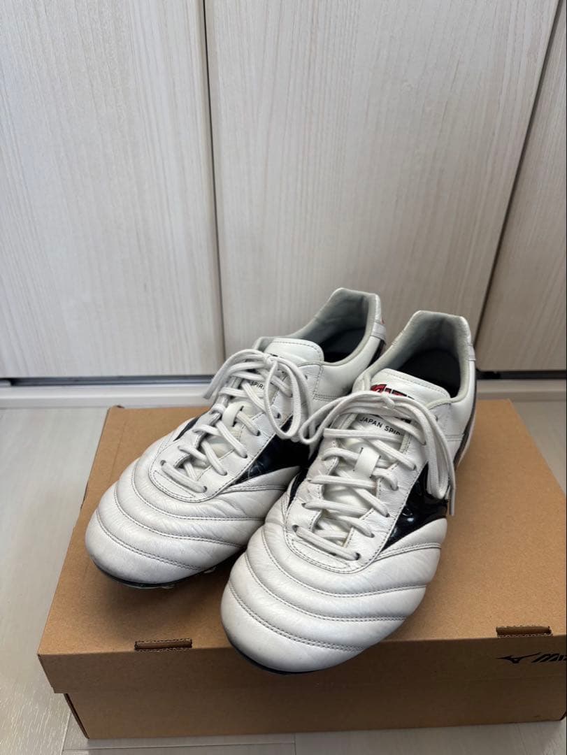 サッカースパイク ミズノモレリア26cm