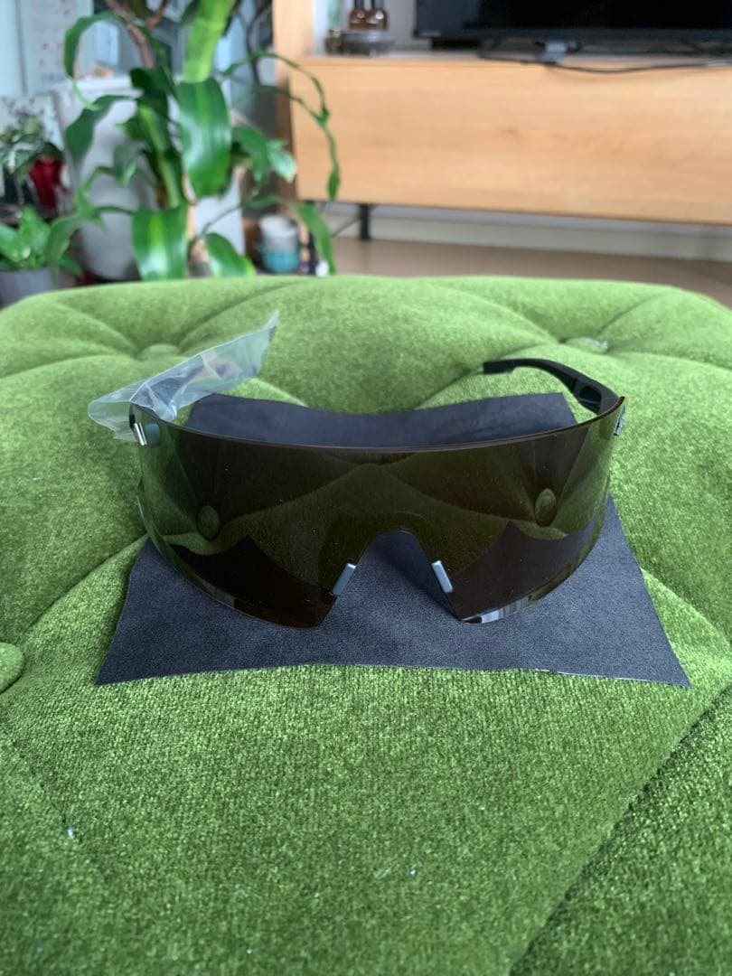 adidas SP Sunglasses ブラック　二月上旬に発送‼️ラスト商品‼️