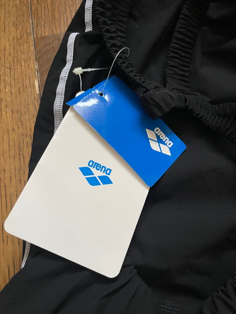 最終値下げ！美品　arena 競泳用水着Lサイズ