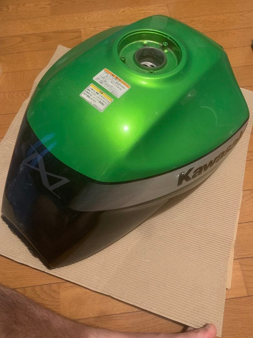 カワサキZRX1200DAEG ZRX1200ダエグ ガソリンタンク 純正品